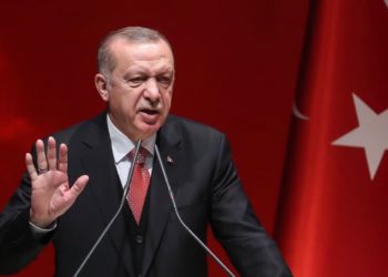 أردوغان يوجه انتقادات لأوروبا بتعاطيها مع أزمة لجوء السوريين