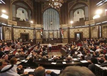 “حزب البعث” يطالب أعضاء “مجلس الشعب” بعدم انتقاد حكومة النظام