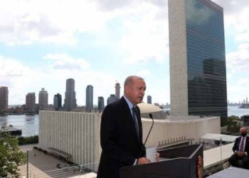 أردوغان”: “بايدن” نقل أسلحة لـ “المنظمات الإرهابية” في سوريا ولن نقف مكتوفي الأيدي