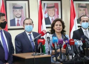 بالتزامن مع إعادة فتح الحدود.. وفد وزاري تابع للنظام يزور الأردن