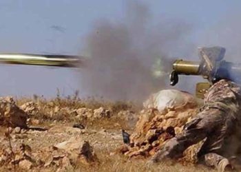 رداً على القصف الروسي.. مقتل 21 عنصراً من النظام و”قسد” بريف حلب