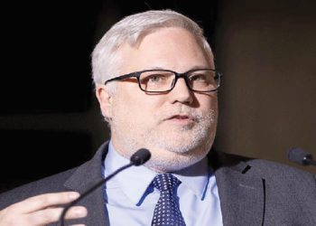 “جويل رايبرن” يحذر من قرار الأردن فتح حدودها مع النظام