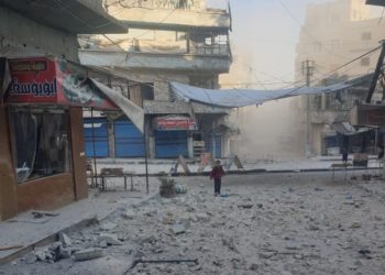 قوات النظام ترتكب مجزرة جديدة في إدلب وتوقع 50 مدنياً بين قتيلٍ وجريح