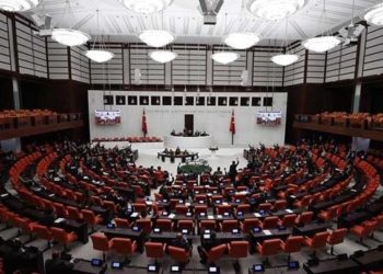 ارتفاع حصيلة قتلى النظام إلى 20 بعد انفجار مستودع للذخيرة في حماة