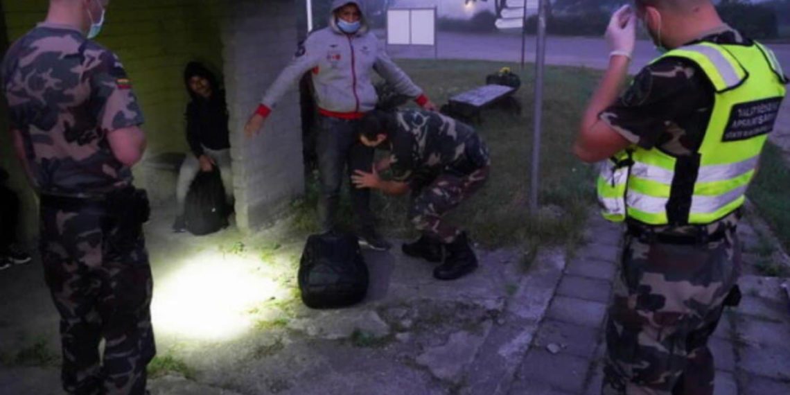 بعد تعرضهم للنصب.. عودة مهاجرين حاولوا الوصول إلى ألمانيا من بيلاروسيا