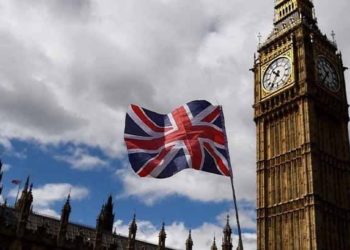 الفرقة الرابعة تواصل انسحابها من درعا وتخرج بأرتال نحو العاصمة دمشق