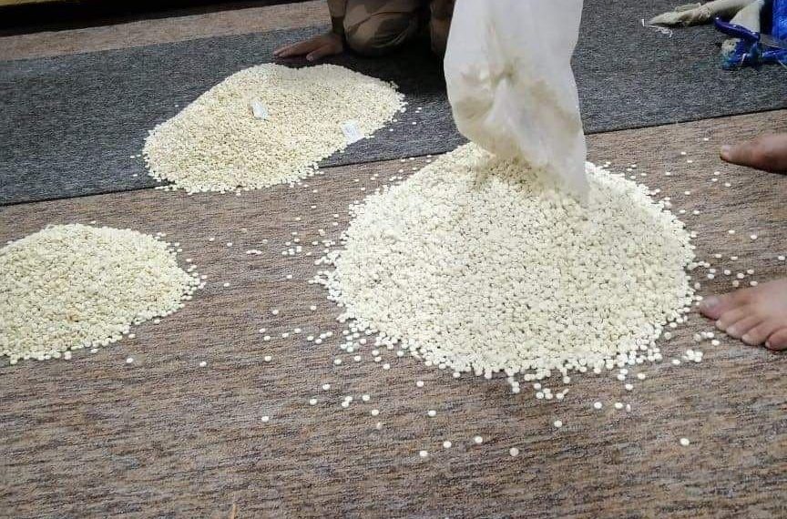 العراق يضبط شحنة مخدرات قادمة من سوريا