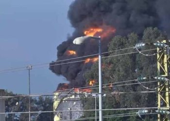 اندلاع حريق في منشأة نفط بلبنان
