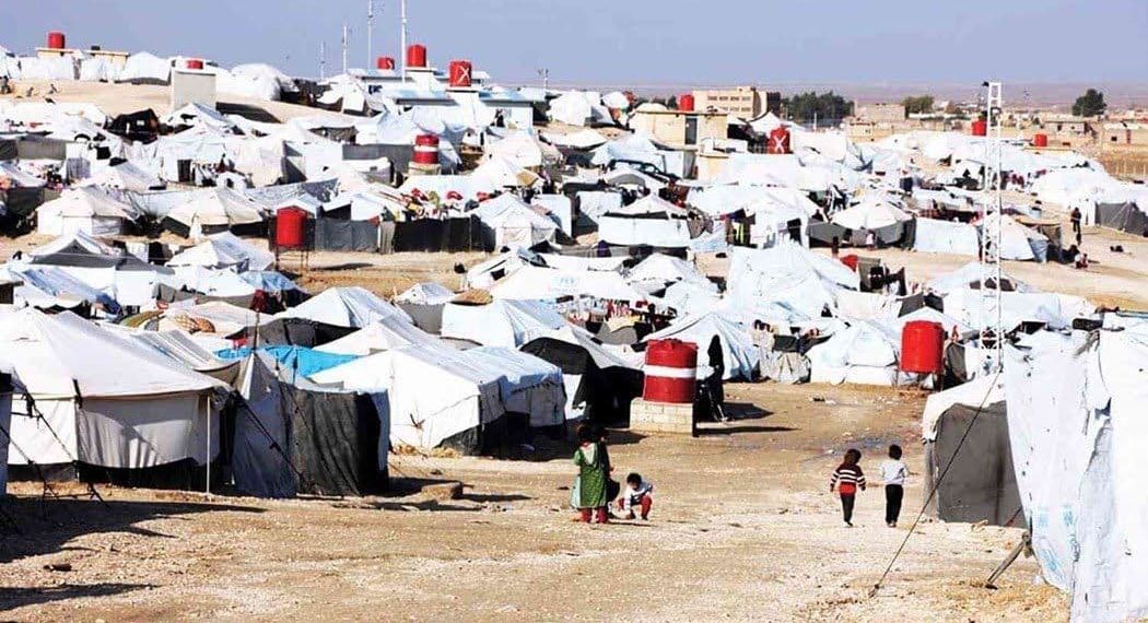 منظمة حقوقية تتهم بريطانيا بـ “التواطؤ بالتعذيب” في مخيمات شمال شرق سوريا