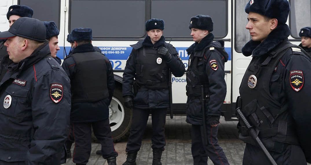 الأمن الروسي يعتقل 14 مشتبهاً بتمويل “هيئة تحرير الشام”