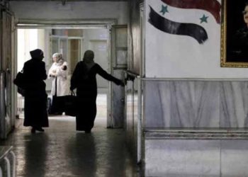 المستشفيات في مناطق النظام تستقبل المرضى بـ “الممرات”