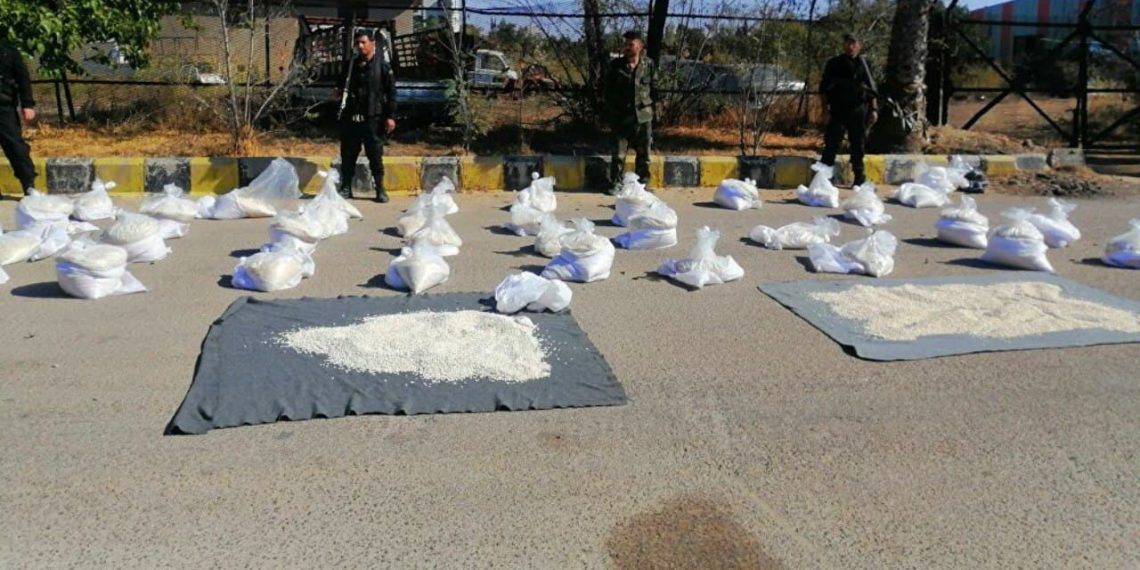 أربعة ملايين حبة.. ضبط شحنة مخدرات على طريق “دمشق – حمص”