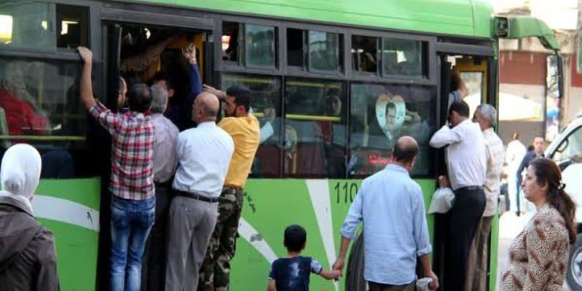 دمشق وريفها.. أزمة مواصلات متفاقمة وإضراب عشرات السيارات عن العمل