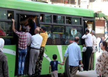 دمشق وريفها.. أزمة مواصلات متفاقمة وإضراب عشرات السيارات عن العمل