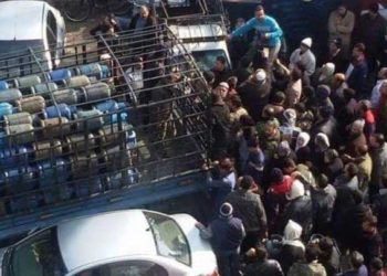 وزير بحكومة النظام يعتبر قرار تحديد أسعار الغاز “لا يمسّ المواطنين”