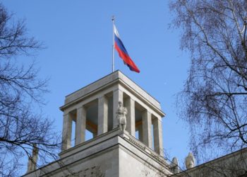 العثور على جثة دبلوماسي روسي أمام السفارة الروسية في ألمانيا