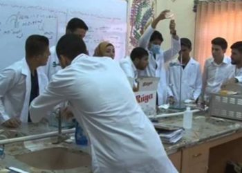 بعد تعرضهم لانفجار أثناء إجراء التجارب.. عمليات جراحية وأخرى تجميلية لطلاب كلية العلوم بدمشق