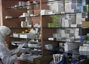 رئيس الصناعات الدوائية بحكومة النظام: نحن بحاجة رفع أسعار الأدوية بنسبة 70%