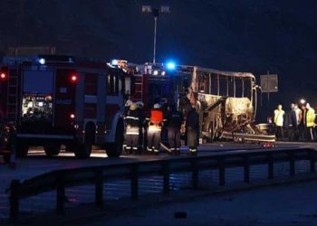 بينهم أطفال.. مصرع 46 شخصاً بحريق حافلة في بلغاريا