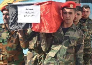 قوات النظام تشيع قتلى القصف الإسرائيلي على وسط سوريا