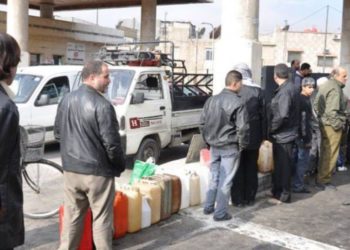 محطات وقود وموزعين يسرقون مخصصات الأهالي من المحروقات في دمشق وريفها