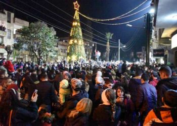 للمطالبة باحترام أعيادهم.. رجال دين مسيحيين يتجهون إلى مدير كهرباء حمص