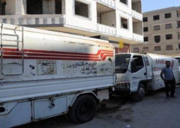 بشرط.. حكومة النظام توافق على إعادة مخصصات المحروقات إلى بلدة بريف دمشق