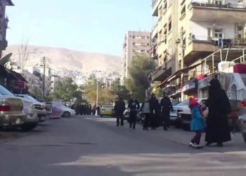 ريف دمشق.. اغتصاب فتاة قاصر من قبل سائقي “تكسي” ورميها ببيت للدعارة