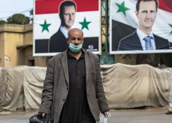 حكومة النظام تفرض قيوداً على دخول مؤسساتها