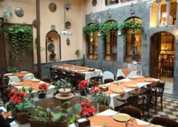 مخابرات النظام تضيق على مسيحيي دمشق وتحظر حفلاتهم الميلادية