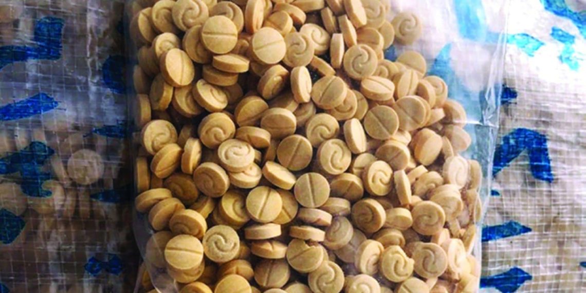 ريف دمشق.. مخابرات النظام تضبط شحنة مخدرات لعناصرها وتتهم مدنيين بها