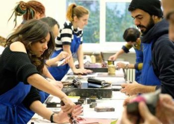 زعيم حزب ألماني: بلادنا بحاجة 400 ألف مهاجر سنوياً