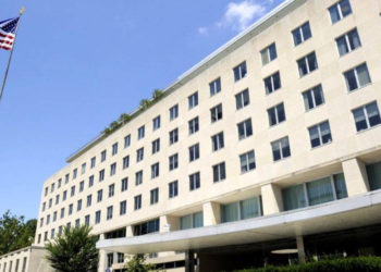 الخارجية الأمريكية ترفض التعليق على استهداف إسرائيل للأسلحة الكيماوية لنظام الأسد