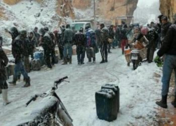 إهمال حكومي يتسبب بمعاناة عشرات الأهالي في ريف دمشق