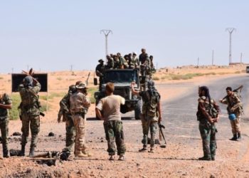 بينهم ضابط.. قوات النظام تفقد الاتصال بمجموعة عناصر شرقي حمص