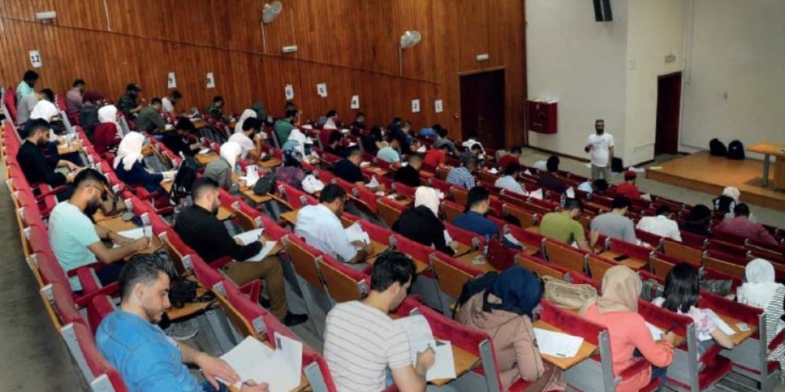 جديد جامعات النظام.. توزيع الأسئلة مع الإجابات في جامعة دمشق