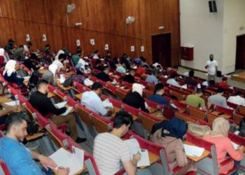 جديد جامعات النظام.. توزيع الأسئلة مع الإجابات في جامعة دمشق