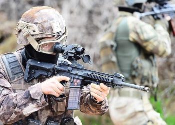 الدفاع التركية تعلن تحييد 8 عناصر من “قسد وبي كاكا” شمالي سوريا