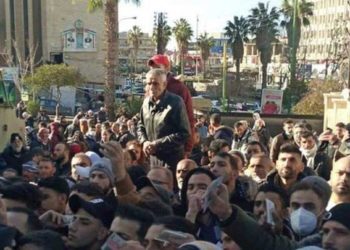 عودة أزمة إصدار جوازات السفر في مناطق النظام