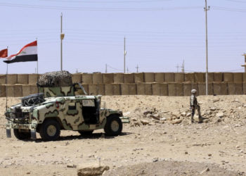 العراق يقرر تشييد جدار أمني خراساني على طول حدوده مع سوريا