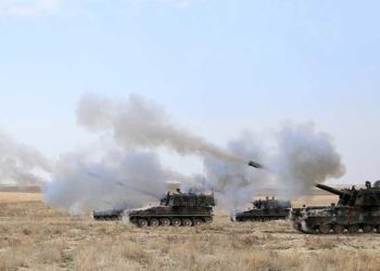 رداً عل قصف عفرين.. الدفاع التركية تعلن استهدف مواقع “قسد” شمال سوريا