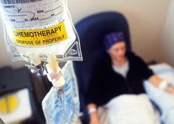 معاناة مرضى السرطان في درعا