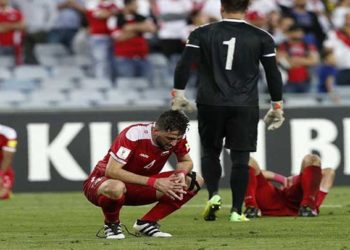 بعد الخسارة أمام الإمارات.. لاعب في منتخب النظام يفضح إدارة المنتخب