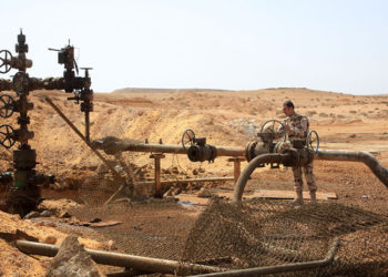 توتر أمني بين روسيا وإيران قرب حقل شاعر شرق حمص