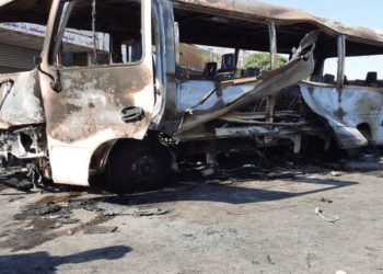 قتلى وجرحى من قوات النظام باستهداف باص مبيت لهم شرقي حمص