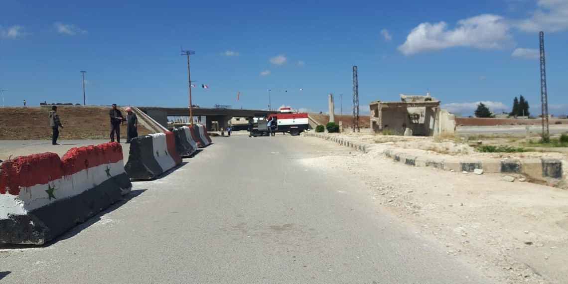 بعد هجوم على أحد الحواجز.. حملة دهم واعتقالات في قرية شمالي حمص