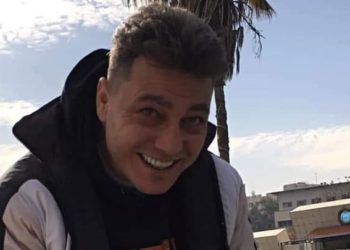 طرطوس.. قوات النظام تقتحم منزل صحفي موالي لانتقاده “بشار الأسد” (فيديو)