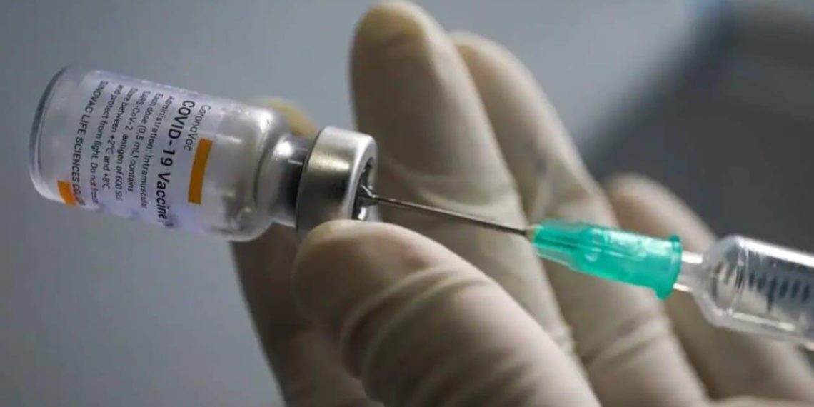 حكومة النظام تنشر “فرق جوالة” للتطعيم ضد كورونا في دمشق