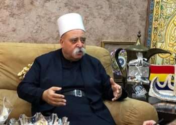الرئيس الروحي لطائفة “الموحدين الدروز” يصل موسكو إثر الاحتجاجات في السويداء