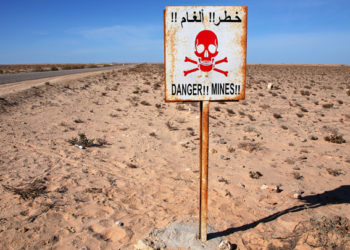 مقتل شاب وإصابة أحد أطفاله نتيجة انفجار لغم أرضي شرقي درعا